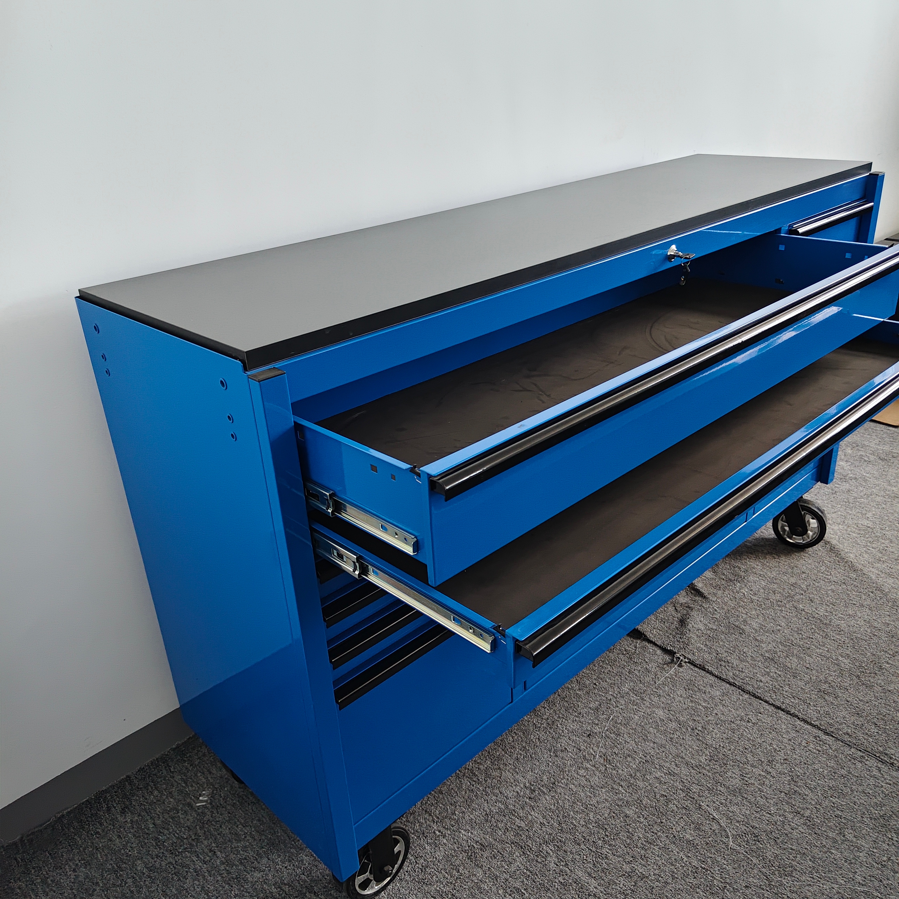 Industrial Modular Tool Storage System with 18 Drawers And Customizable ...